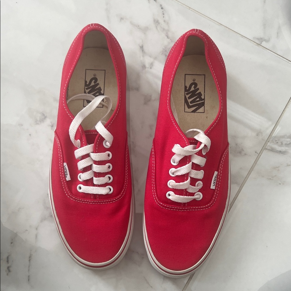 Vans Men Bold Red Sneakers Almost brand new never really worn look at the sole